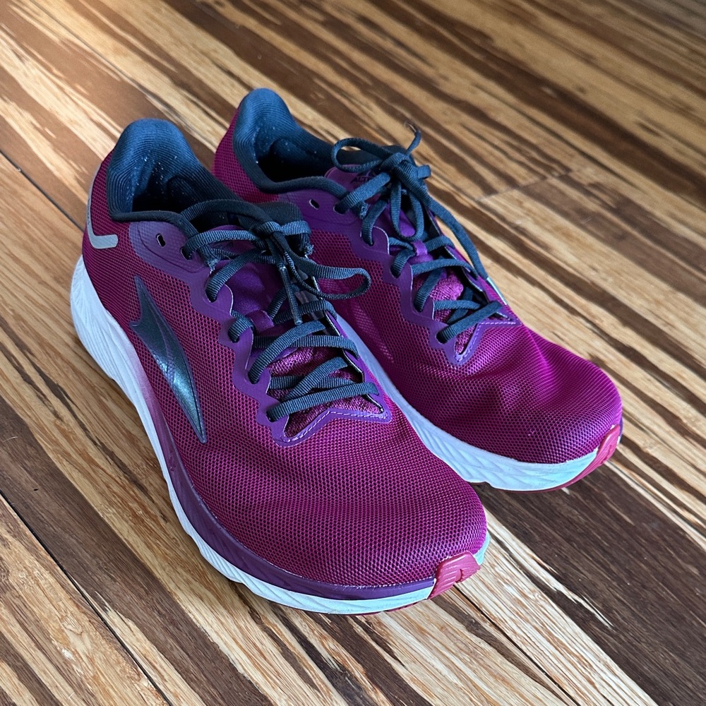 Altra Rivera 3 Women’s size 9 - Picture 5 of 8